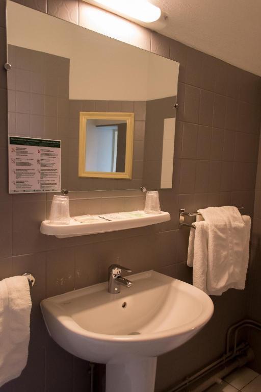 Hôtel de Flandre Compiègne Quarto foto
